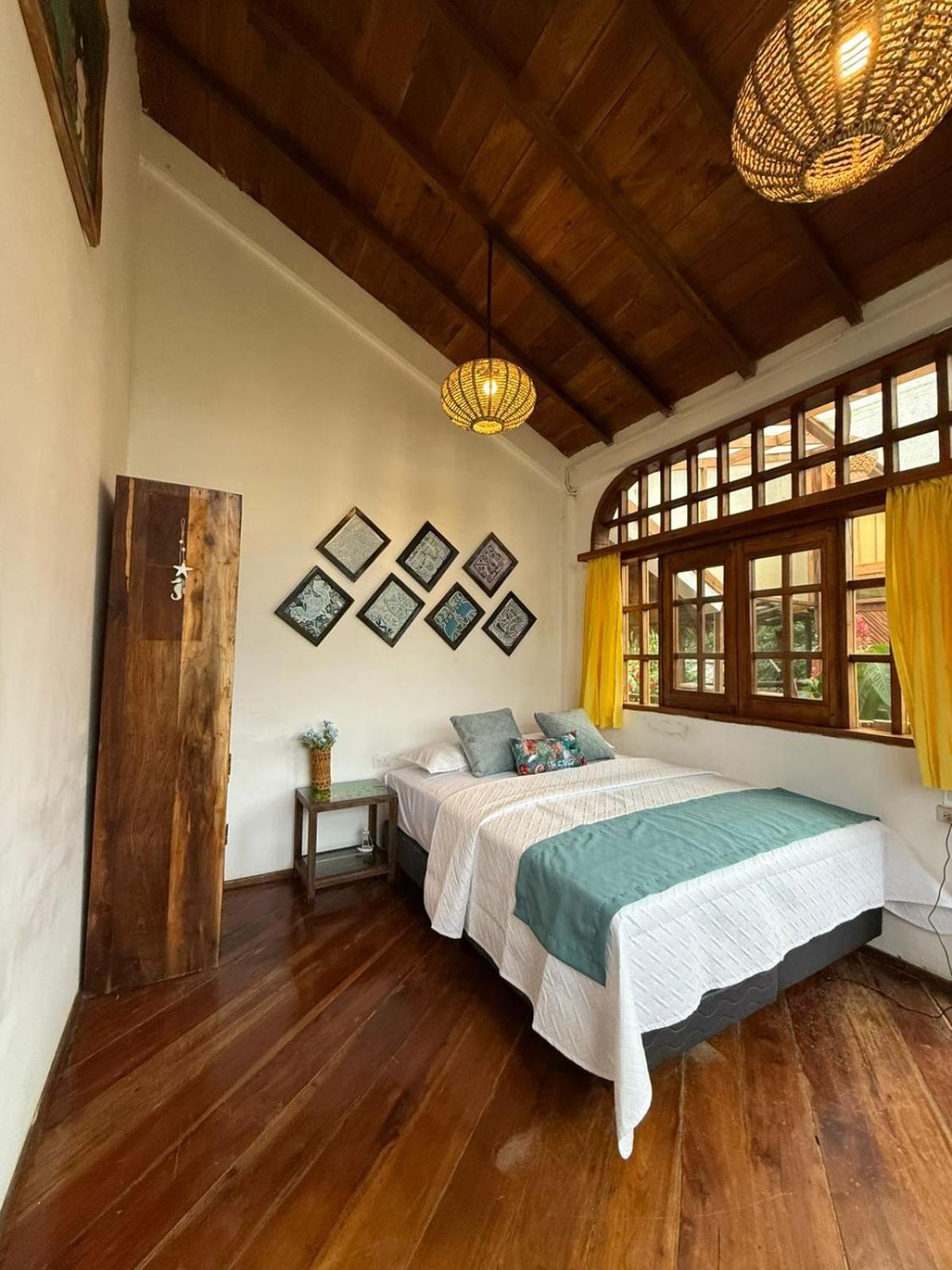 Hostel Mandala