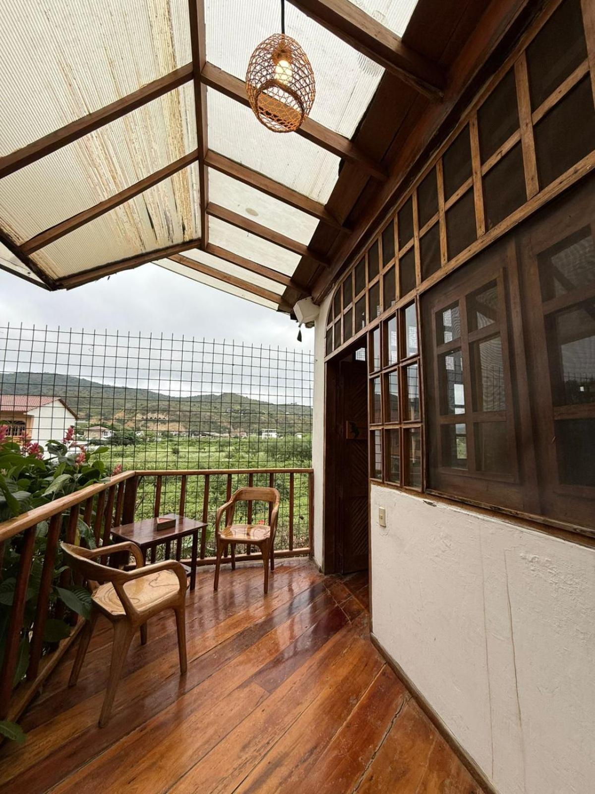 Mandala Hostel *